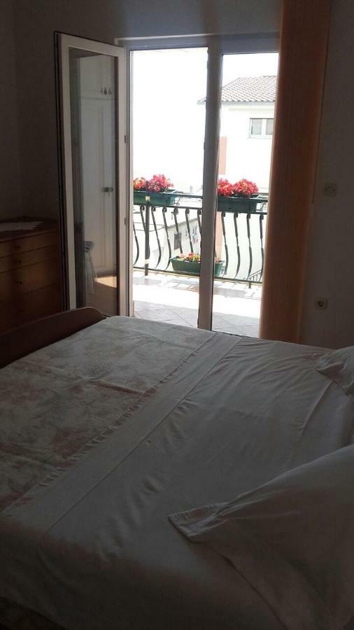 Apartmani Ruza Makarska Exterior foto